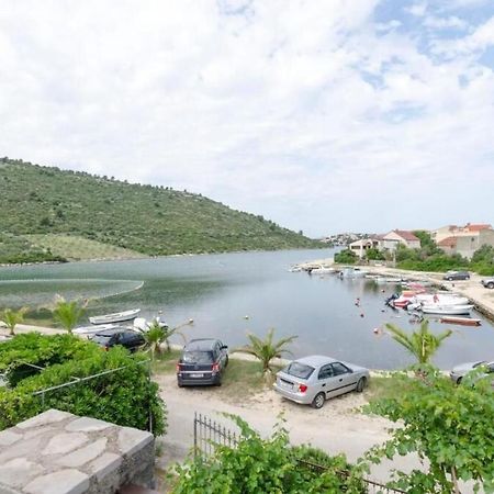 Apartment Brnabic روغوزنيكا المظهر الخارجي الصورة