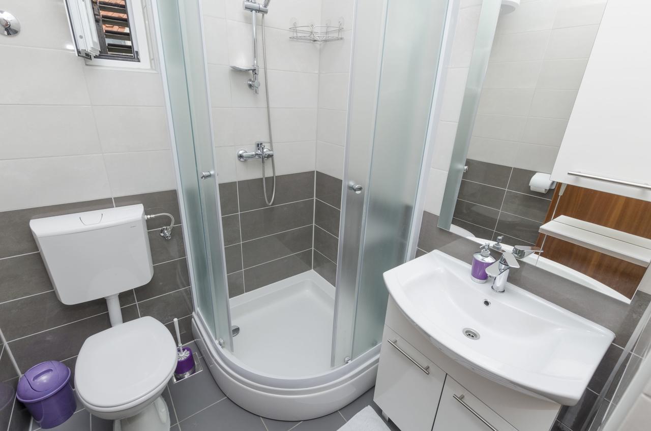 Apartment Brnabic روغوزنيكا المظهر الخارجي الصورة